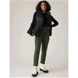 Athleta Green Endless High Rise Cargo Pant Size 4